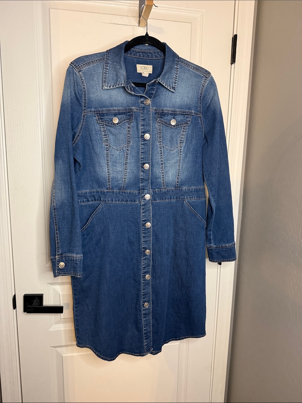 LOGO by Lori Goldstein Medium Blue Denim Button-Front Mini Shirt Dress